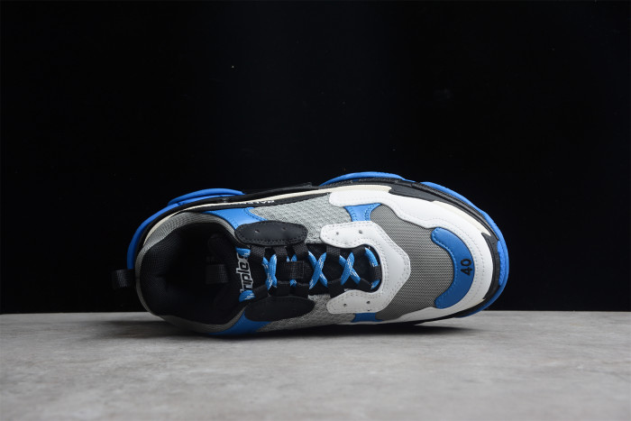 Ba*len*cia*ga triple s sneaker in blue 536737-w20c5-0107