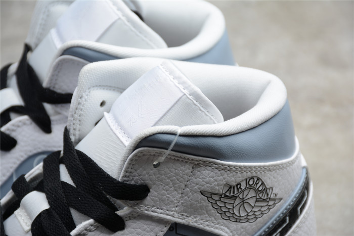 Air Jordan 1 Mid 554724-130